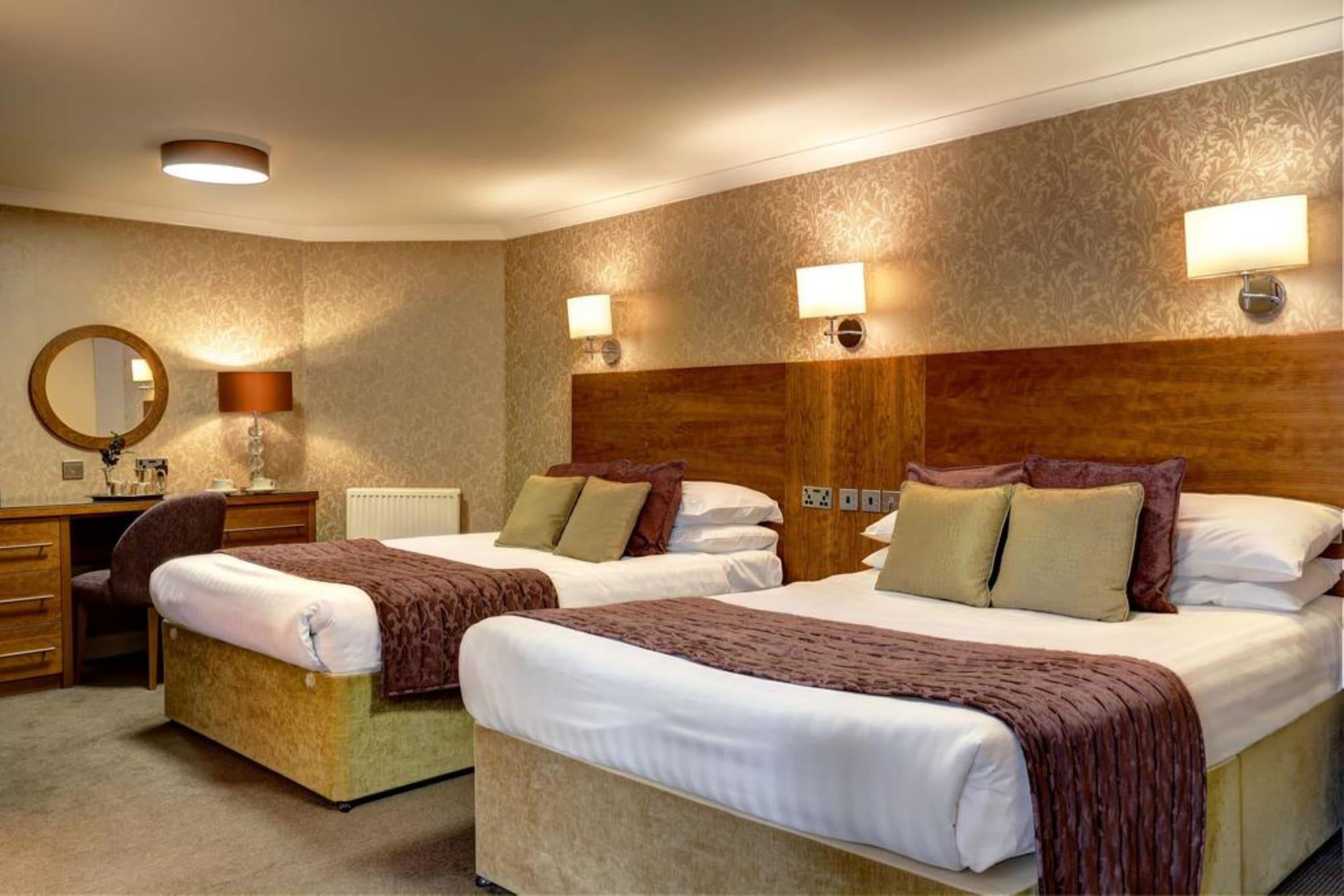 Golden Lion Hotel Stirling Esterno foto