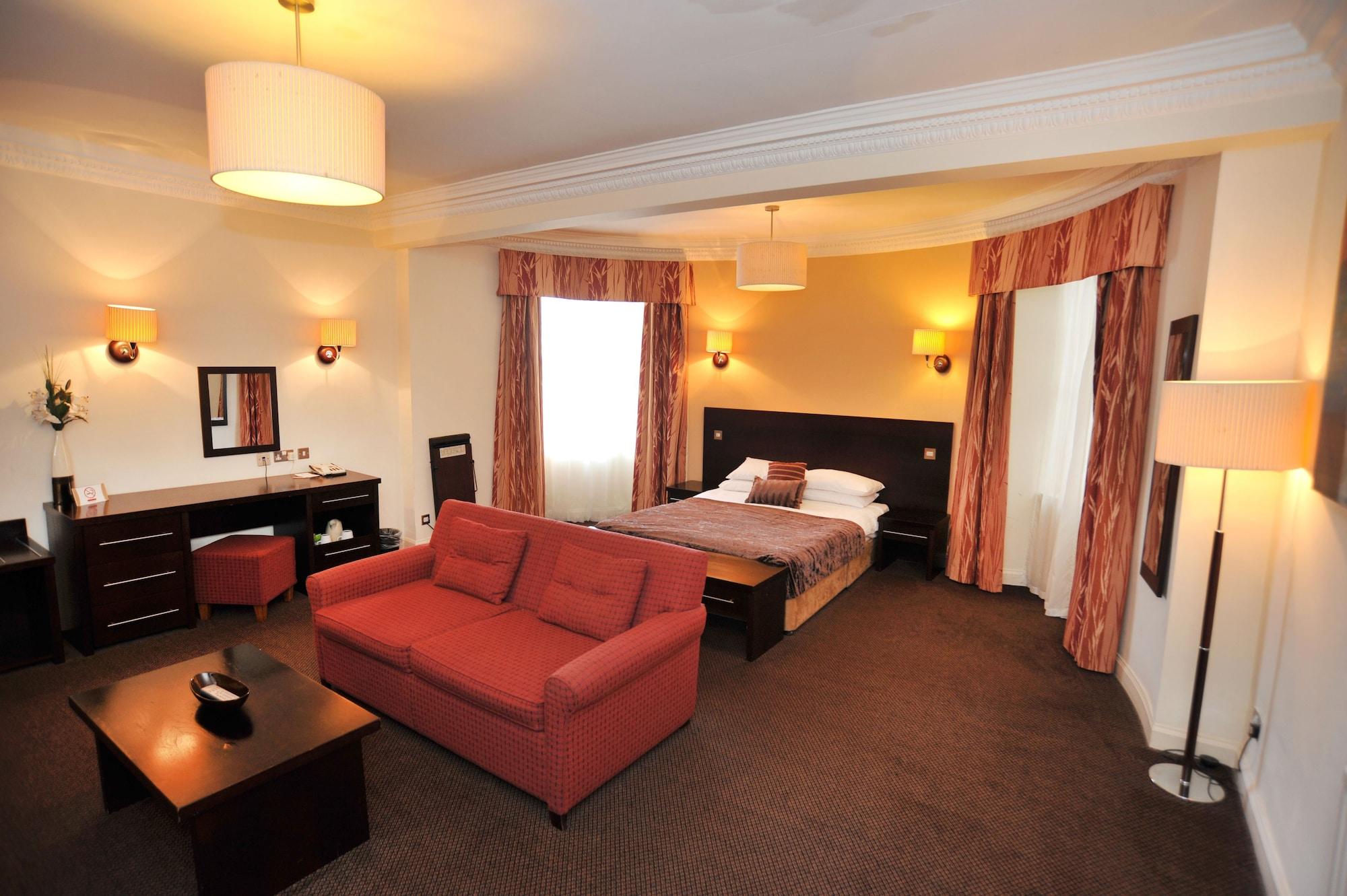 Golden Lion Hotel Stirling Esterno foto